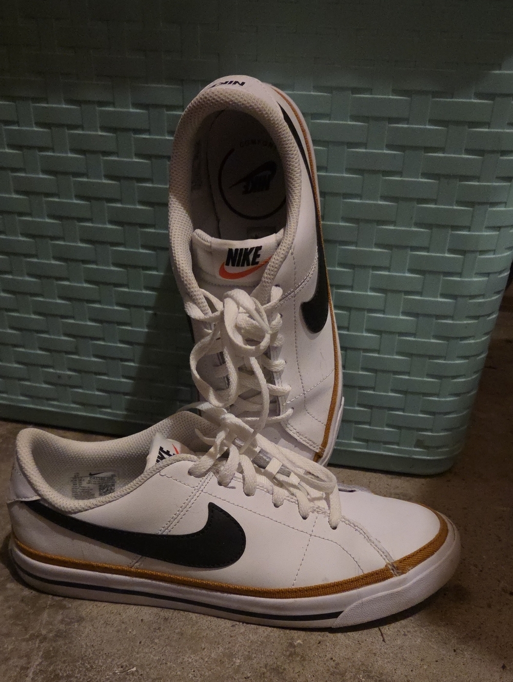 Nike Court Legacy Next Nature Youth Size 6